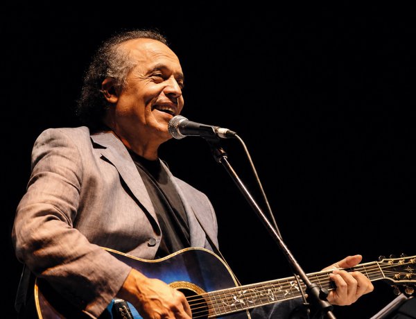 Cultural Titan Passes: Πέθανε ο εμβληματικός ερμηνευτής Λάκης Χαλκιάς... Σίγησε μια δωρική φωνή & ένας από τους σημαντικότερους εκπροσώπους της μουσικής μας παράδοσης.... [Videos]