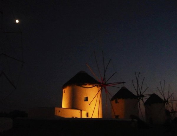 Sturgeon Blood Moon: Η Αυγουστιάτικη Πανσέληνος! Πότε θα δούμε το ματωμένο «Φεγγάρι του Οξύρρυγχου» με μερική έκλειψη Σελήνης!