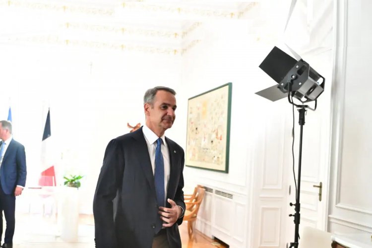 Greece Intra-Party Dissent: Οι ισορροπίες της ΝΔ και οι εσωκομματικές προκλήσεις Μητσοτάκη μετά τις διακοπές