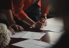 Inheritance Law Overhaul: Με το Νέο Κληρονομικό Δίκαιο αλλάζουν τα πάντα σε ακίνητα, χρέη, διαθήκες & κληρονομιές! Τι θα ισχύσει για συντρόφους εκτός γάμου και ιδιόγραφα σημειώματα!
