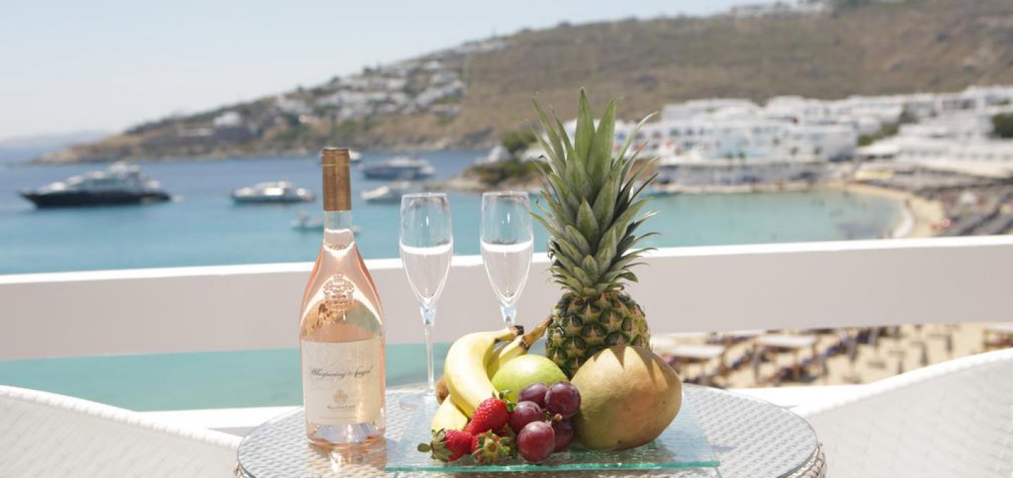 Hospitality Reform - Hellenic Health Foundation: Πέντε άξονες της ΠΟΞ για την ενίσχυση της ανταγωνιστικότητας του ελληνικού τουρισμού! Ζητούν μείωση ΦΠΑ & κανόνες στο Airbnb!