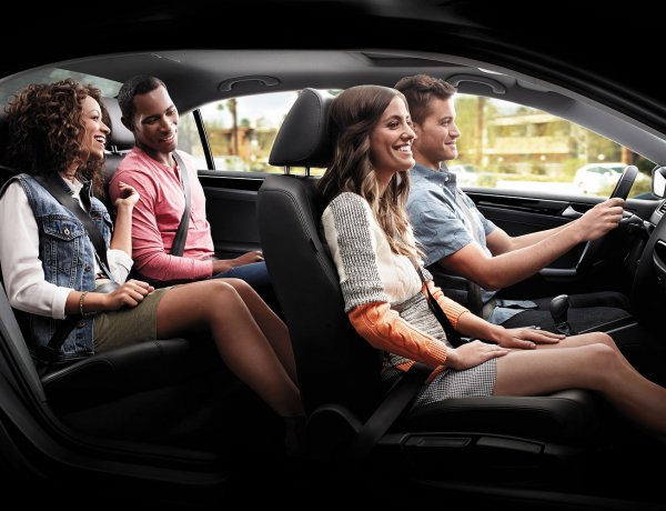 Passenger Liability: Ζώνη ασφαλείας και στα πίσω καθίσματα! Πρόστιμο, βαθμοί στο ΣΕΣΟ και ευθύνη οδηγού/επιβάτη!